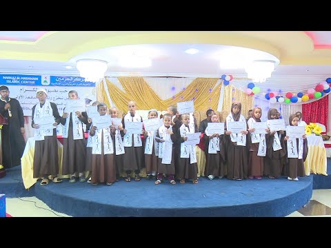 Shahaado siin arday dhamaysay farbarka markaz alxaramayn